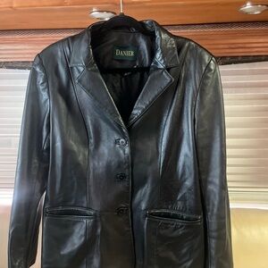 Danier Women's Classic Black Leather Jacket